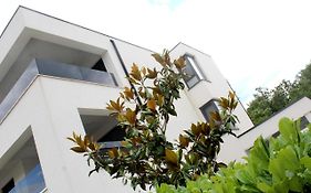 Luxury Apartments Aronia