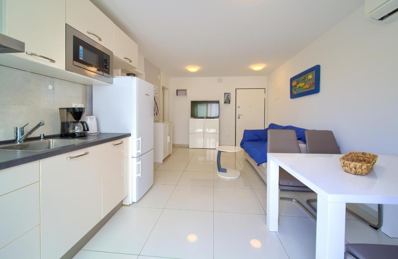 Luxury Apartments Aronia Vantacici Exterior foto