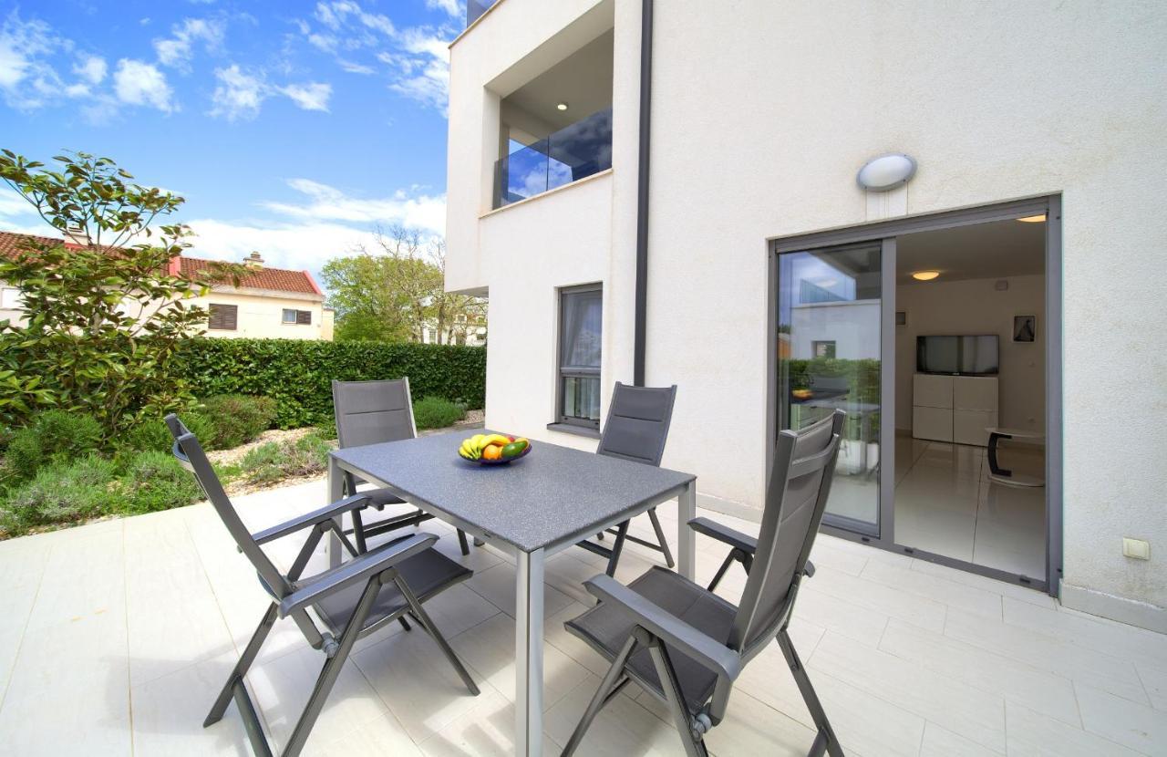 Luxury Apartments Aronia Vantacici Exterior foto