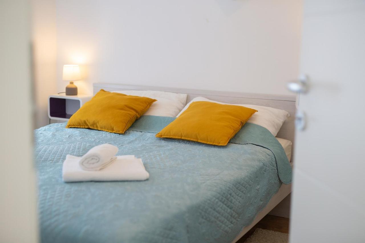 Luxury Apartments Aronia Vantacici Exterior foto