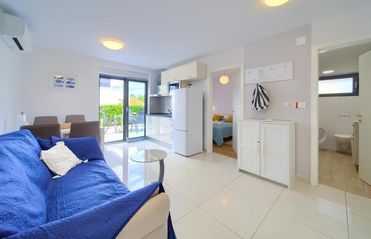 Luxury Apartments Aronia Vantacici Exterior foto